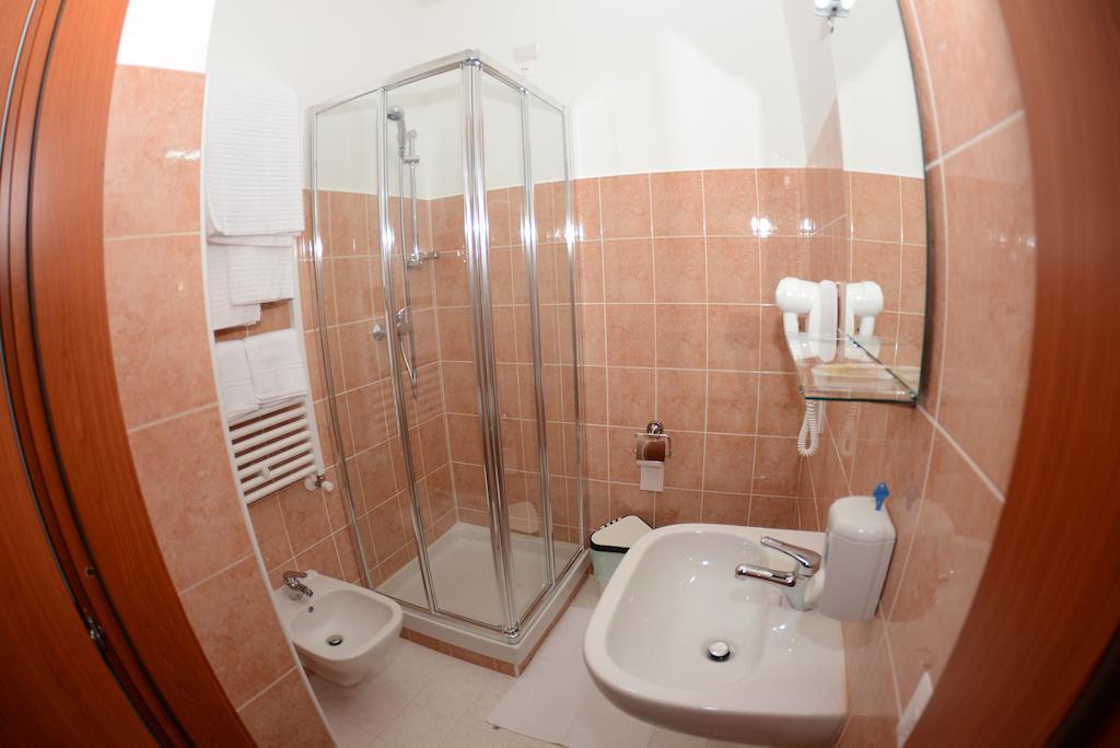 B&B Europa Potenza Szoba fotó